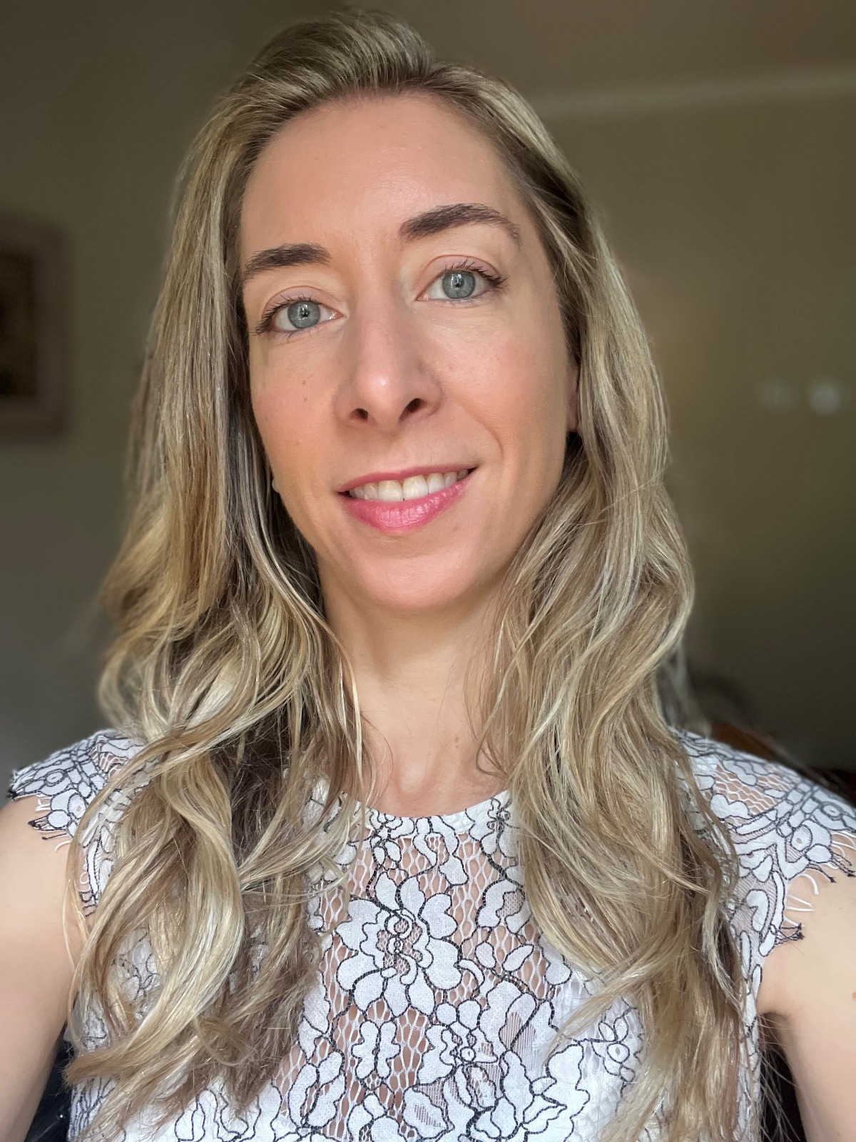 Renata González - diretora comercial & sócia da Shopping Brasil